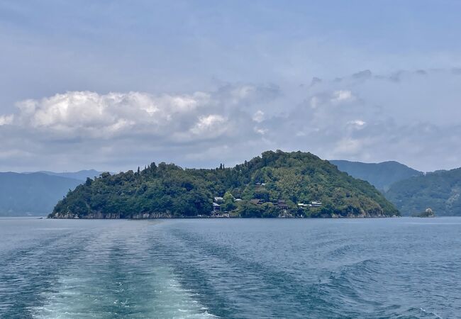 琵琶湖に浮かぶパワースポット