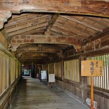 都久夫須麻神社と宝厳寺をつなぐ舟廊下