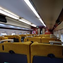 シートアブレストは２－２になっている