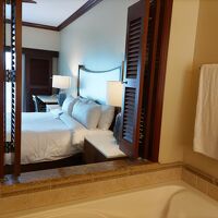 バスタブからのベッドルーム