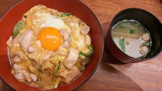 神楽坂にある親子丼の人気店