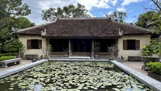 フエ阮王朝5代皇帝の娘の邸宅兼迎賓館として作られた庭園屋敷