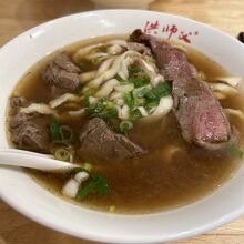 洪師父麺食桟 (建北店)