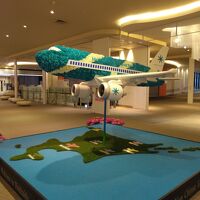 入り口前のオブジェ