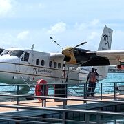 マレ空港からリゾートへの水上飛行機　トランス・モルディビアン・エアラインズ