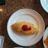 朝食ビュッフェでダントツ人気のオムレツ