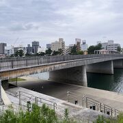 歩行者専用の木橋