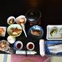 日本海の荒波に揉まれる料理旅館