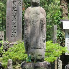 高さ２ｍ以上あります