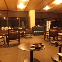 夜は益子焼の説明会が開かれます。