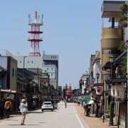 旧北陸街道沿いに発展した商人町