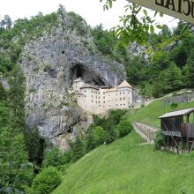 テラス席から見たプレジャマ城