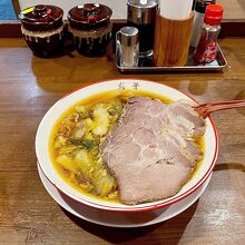 彩華ラーメン  本店