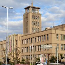 大牟田駅付近から撮影した市庁舎