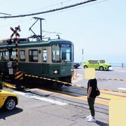 車に気を付けて写真等を撮って下さいな！