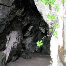トンガ洞窟