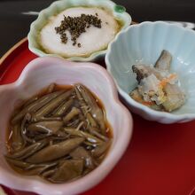 秋田の美味しい蓑が食べられる。