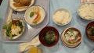 レストラン フォンタナ