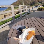 千枚田でコメを食らう