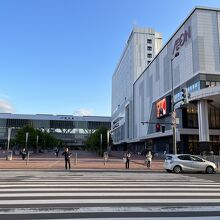 駅、イオンが近くも、お土産を買うにもバスに乗るにも便利。