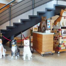 螺旋階段付近にもマスコット達