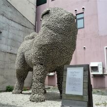 おおまちハチ公通りハチ公