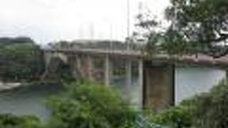 外津橋から見る外津浦の景色は素晴らしいです。