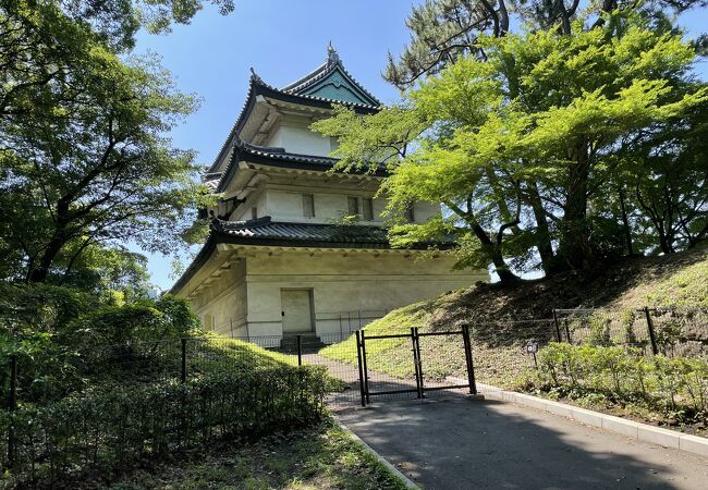 関東大震災で崩壊後再建されました