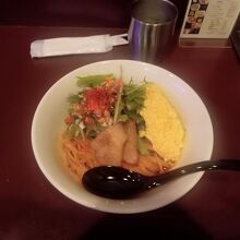 しびれるマーラ和えそば