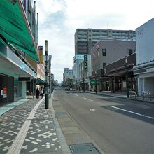 土手町り通り
