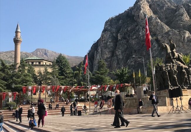 Atatürk Anıtı amasya