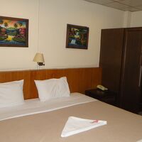 寝るだけ。夜は比較的静か。