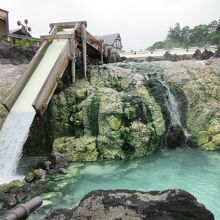 フォトスポットの「湯滝」