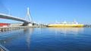 80年間活躍した歴史を感じる連絡船ね