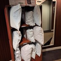 選べる枕は各階廊下にあります