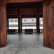 歴史ある大きな神社です