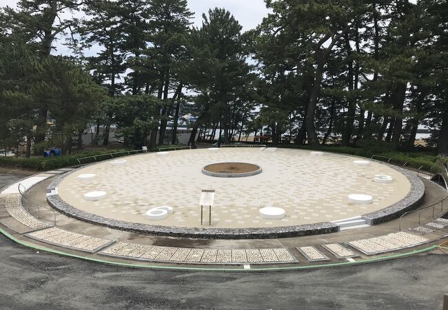 世界一の花時計（静岡県土肥）：松原公園内