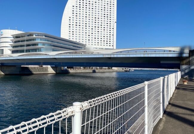 国際橋