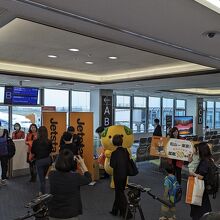 松山にて、GK便の利用者は多かったが…。