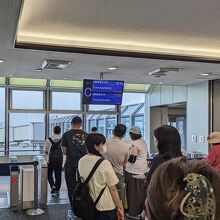 NHの那覇行きは空いていた。