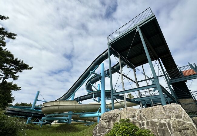 御宿中央海水浴場に隣接