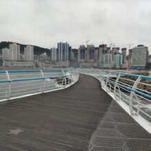 天気がいまいちなのもあり、すいていた