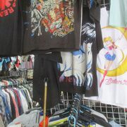 Ｔシャツだけ売っているお店