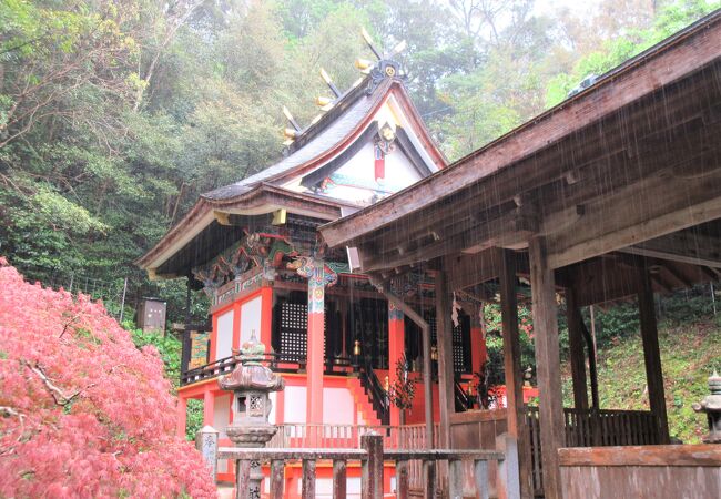 鳴無神社