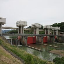 川代ダム(篠山川)