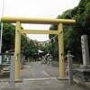 鳥居がきれいな黄色よ