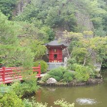 弁財天も祀られてます