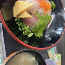 海鮮丼市場