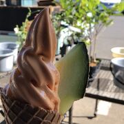 夏はメロンソフトクリーム