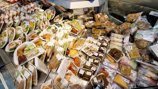 何でも売っていました